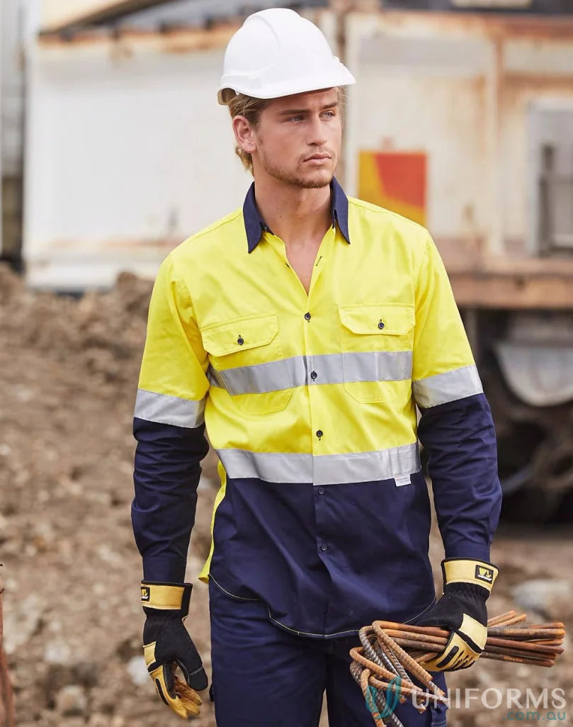 Construction worker in AIW Cool-Breeze L/S Safety Shirt with Scotchlite™ tapes for demanding work environments
