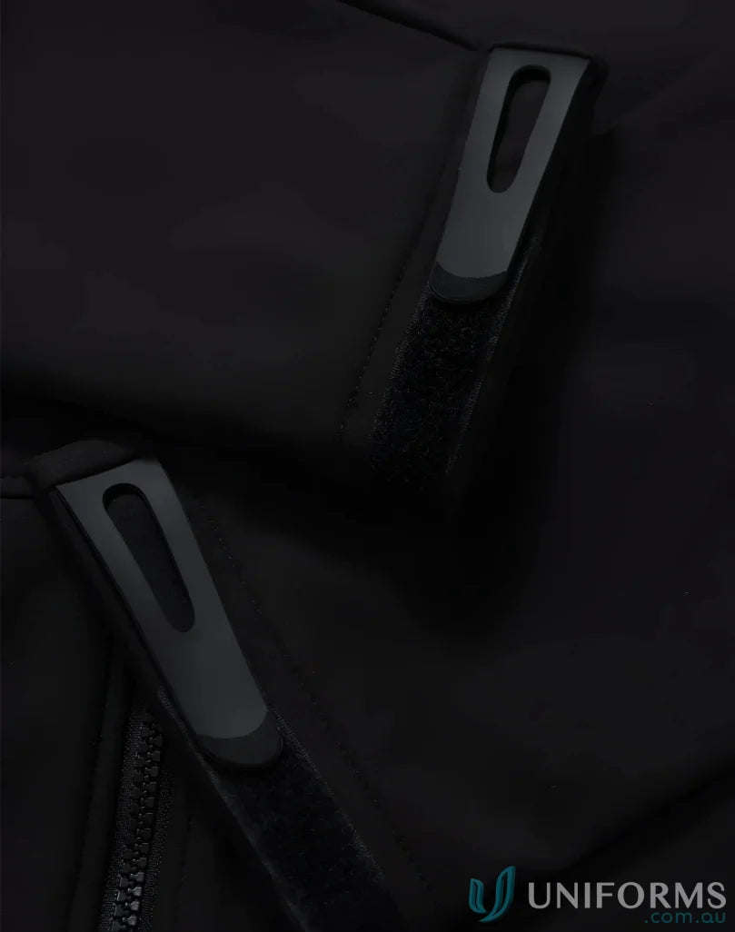 JK33 Aspen softshell hooded jacket with black fabric and clip fasteners for a sleek look