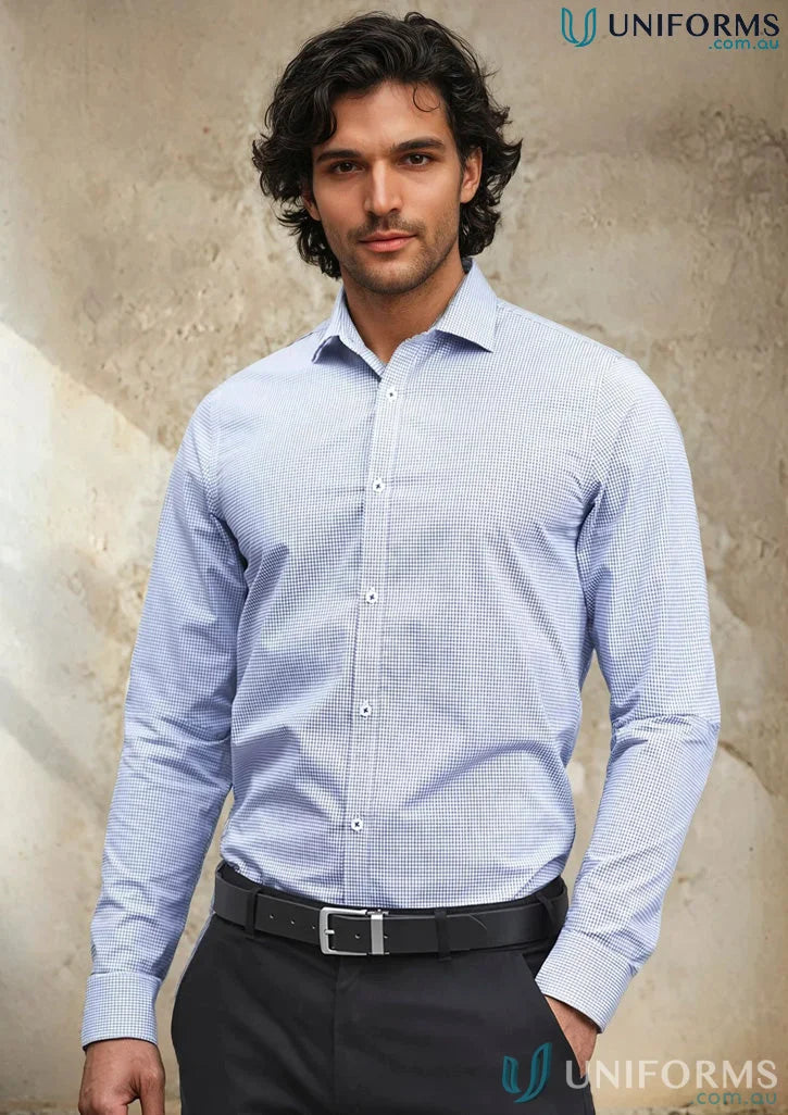 Man in Beaumaris Tailored LS Shirt from the Collection Bristol Tailored long sleeve shirt perfect blend