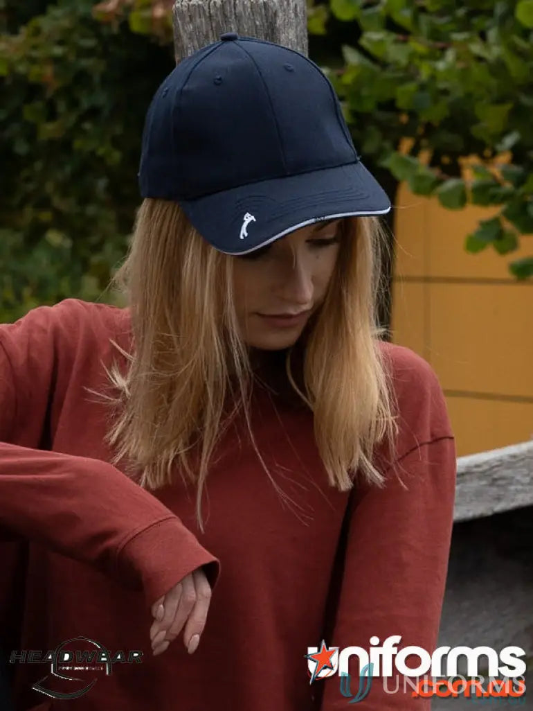 Navy blue baseball cap with wide imprint on Chino Twill Golf Peak for a high-end look