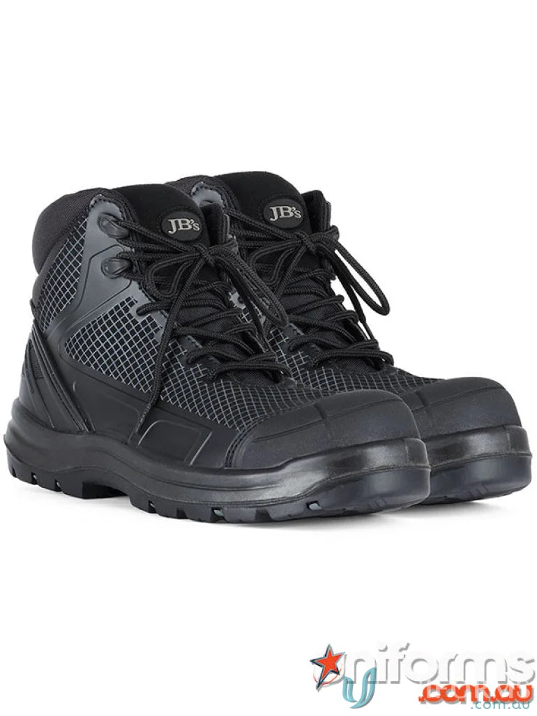 Black True North Safety Work Boot with resistant sole, perfect for workwear and uniforms