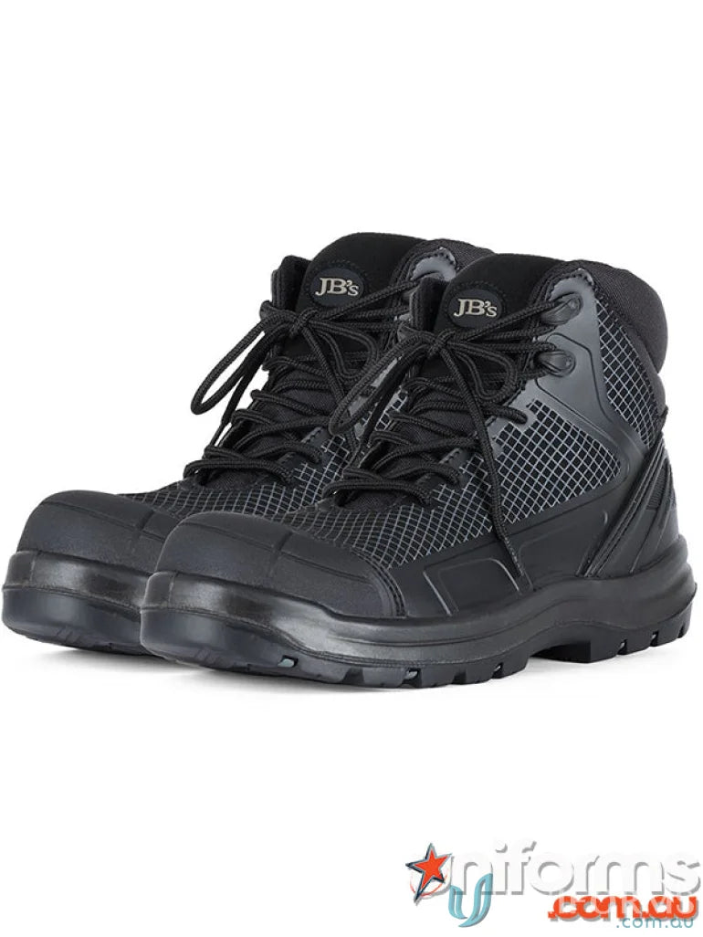 Black True North Safety Boot with resistant sole perfect for workwear and uniforms