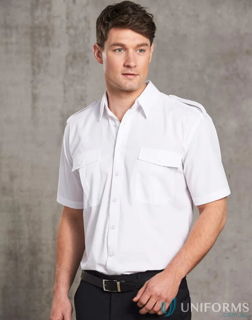 Men’s white epaulette short sleeve pilot shirt with pleated pockets bs06s