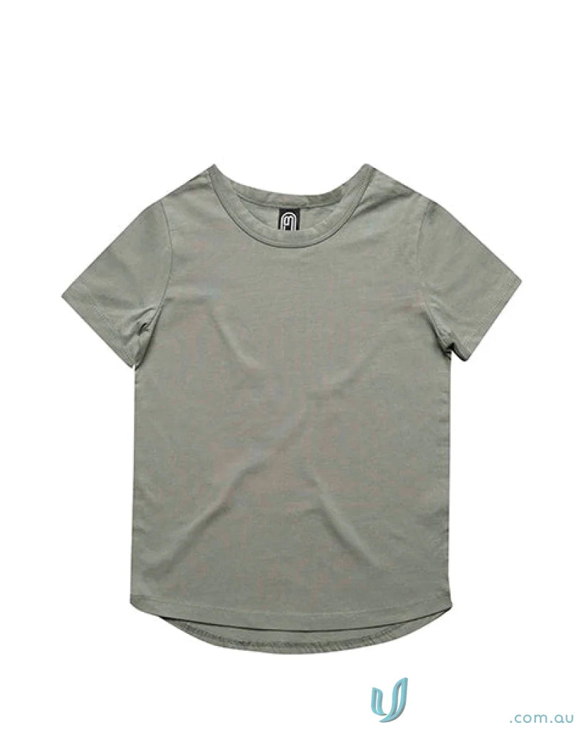 Gray short-sleeved infant curved hem t-shirt for comfy everyday style
