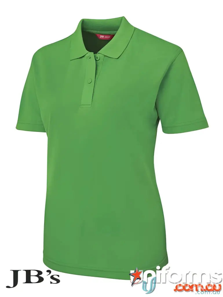 Green short-sleeved polo shirt from Men in Classic Fit Polo Code 2KP collection