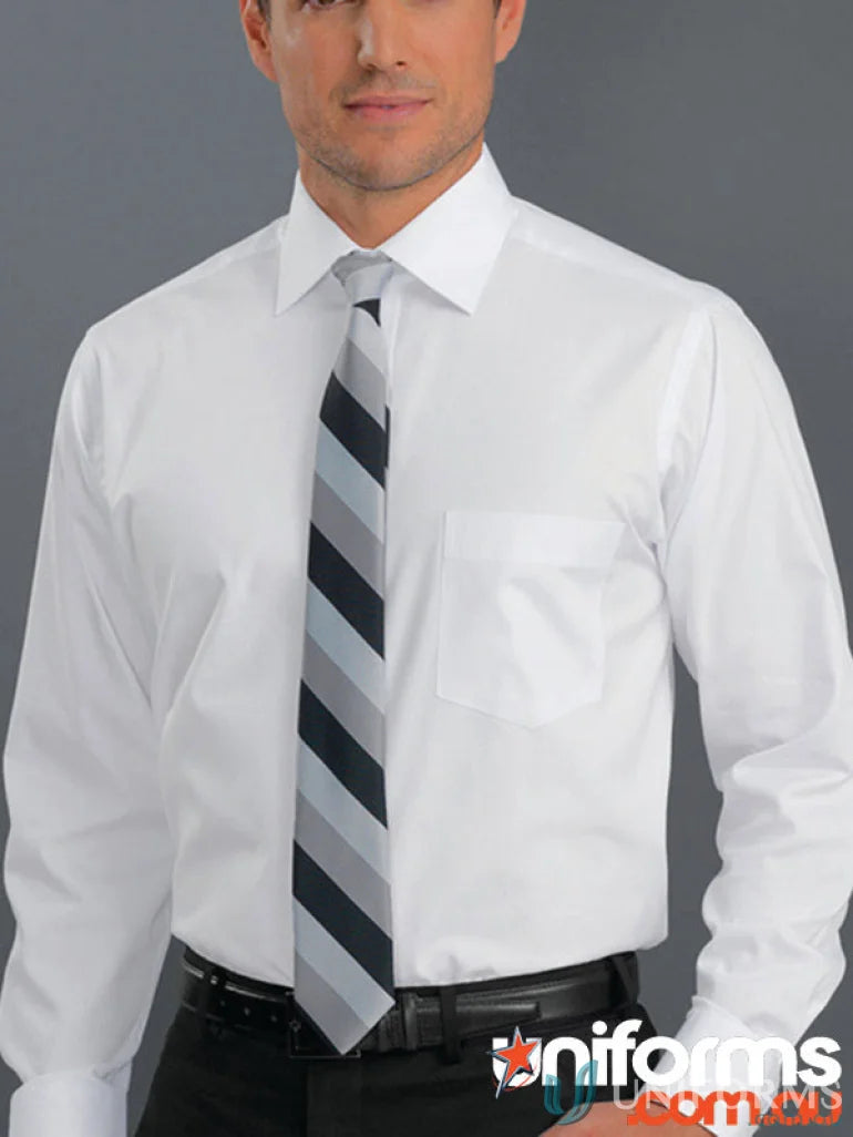 Man in Keval Men’s Long Sleeve Pinpoint Oxford Shirt with striped tie