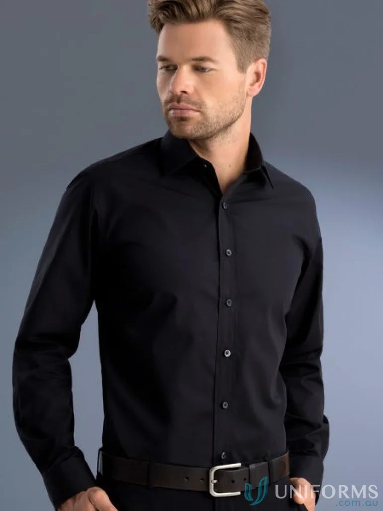 Keval Slim Fit LS Shirt in black with dark brown belt, perfect poplin shirt style
