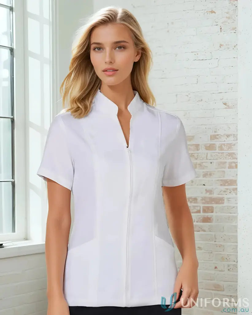 Women’s white short-sleeved tunic with stand-up collar and full-zip front in m8636s women’s fabric