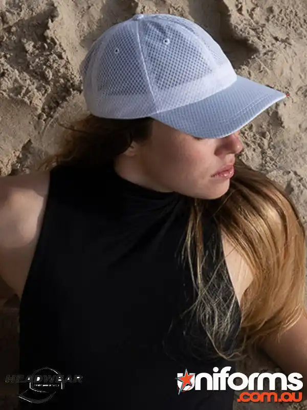 Light blue mesh baseball cap.