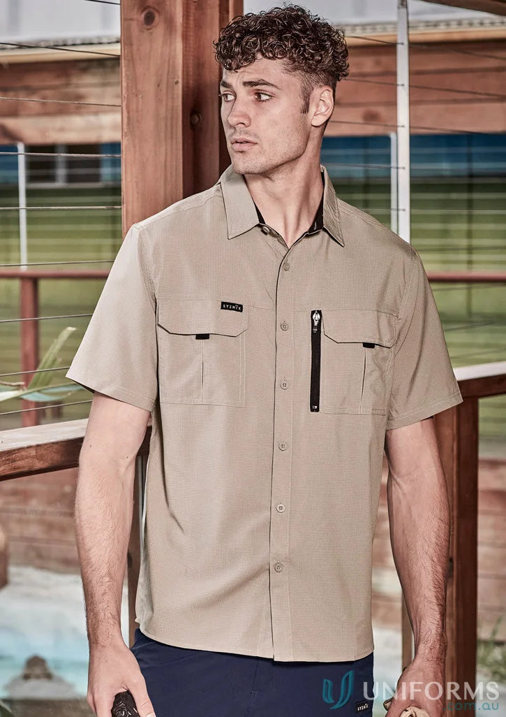 Syzmik Outdoor SS Shirt men’s khaki short-sleeve button-down sleeve shirt zw465