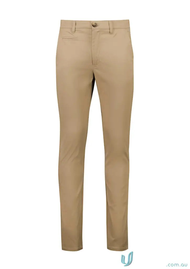 Khaki men’s Traveller Modern Stretch Chino Pant RGP264M for a slim-fit look