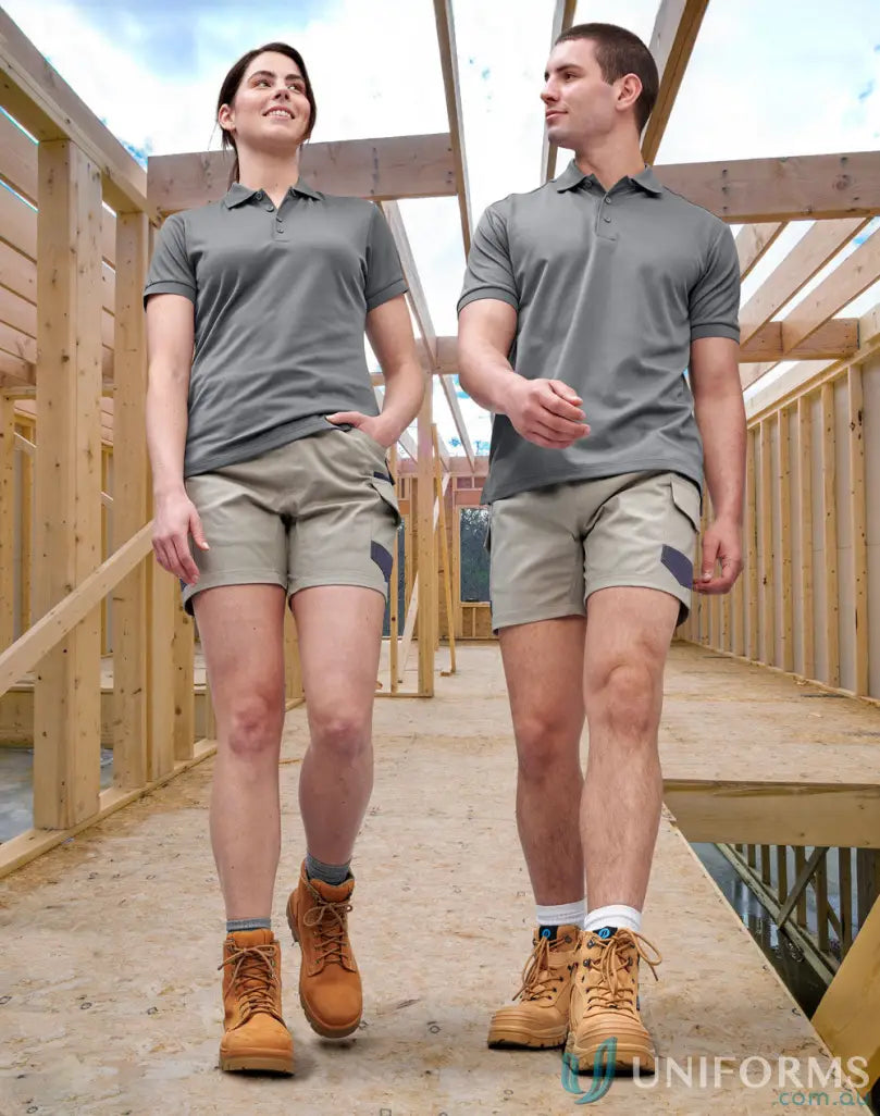 Construction workers in workwear wearing WP29 Unisex Cotton Stretch Cuffed Shorts