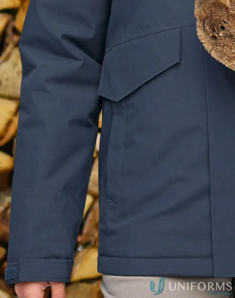 Dark blue Waterproof Quilted Jacket with fur-lined collar and flapped pocket for stay dry workwear