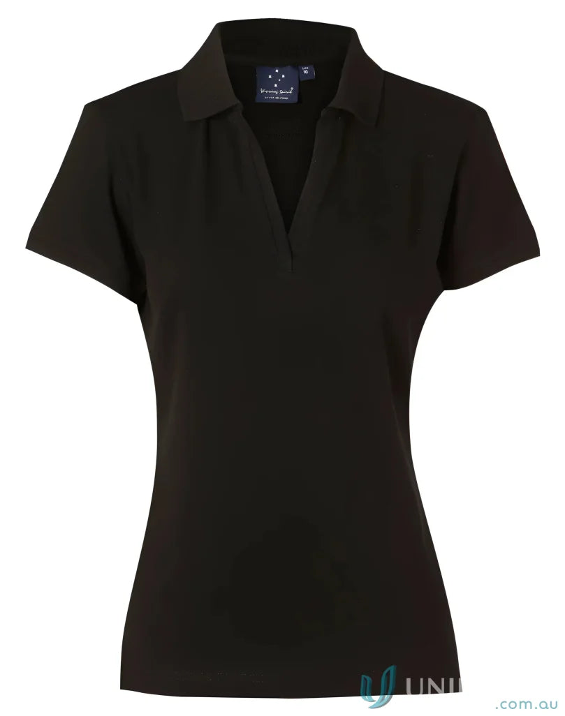 Black women’s Winning Spirit Ladies Longbeach Stretch Polo shirt for a comfy sporty look