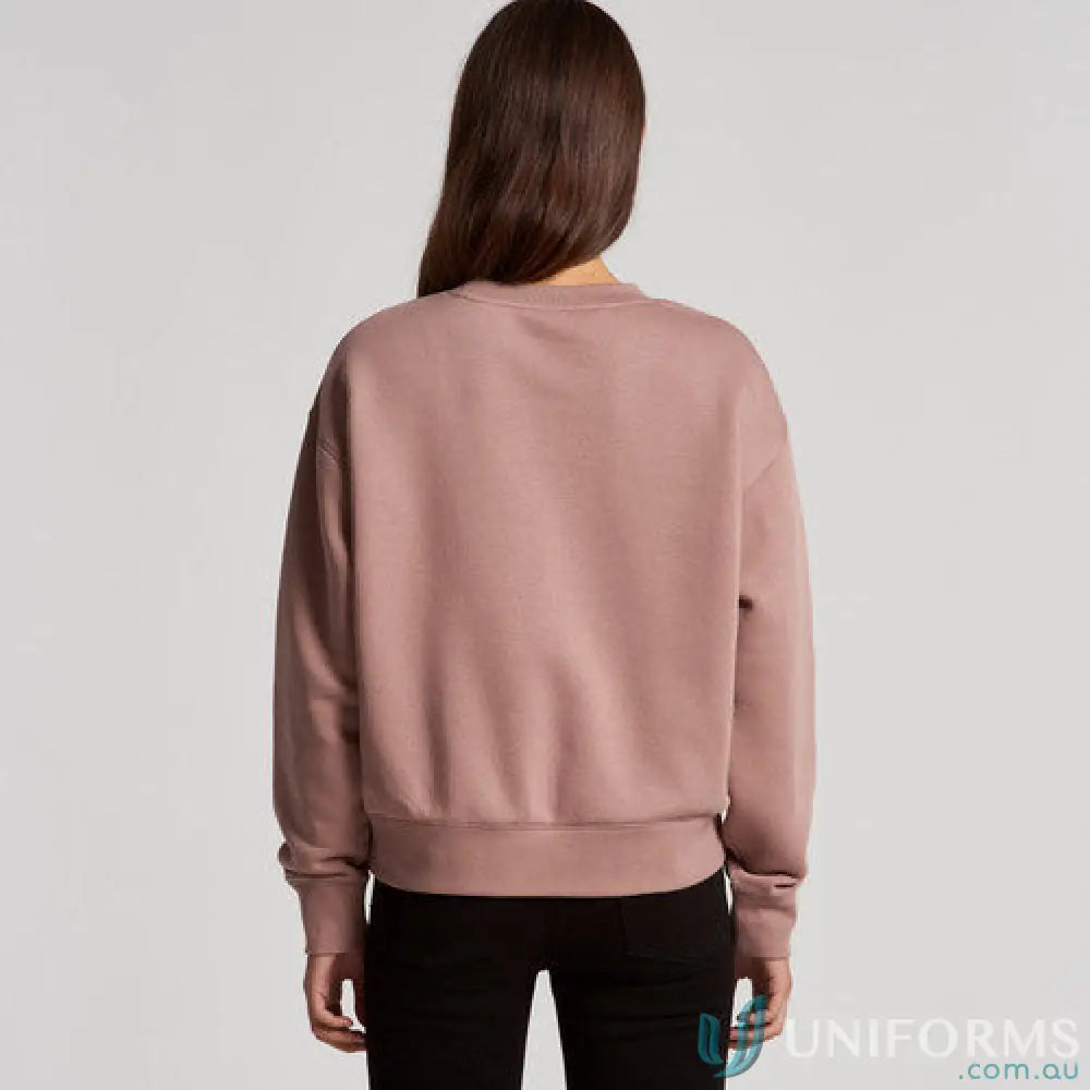 Dusty rose Wo’s Relax Crew sweatshirt with relaxed fit and classic crew neck style