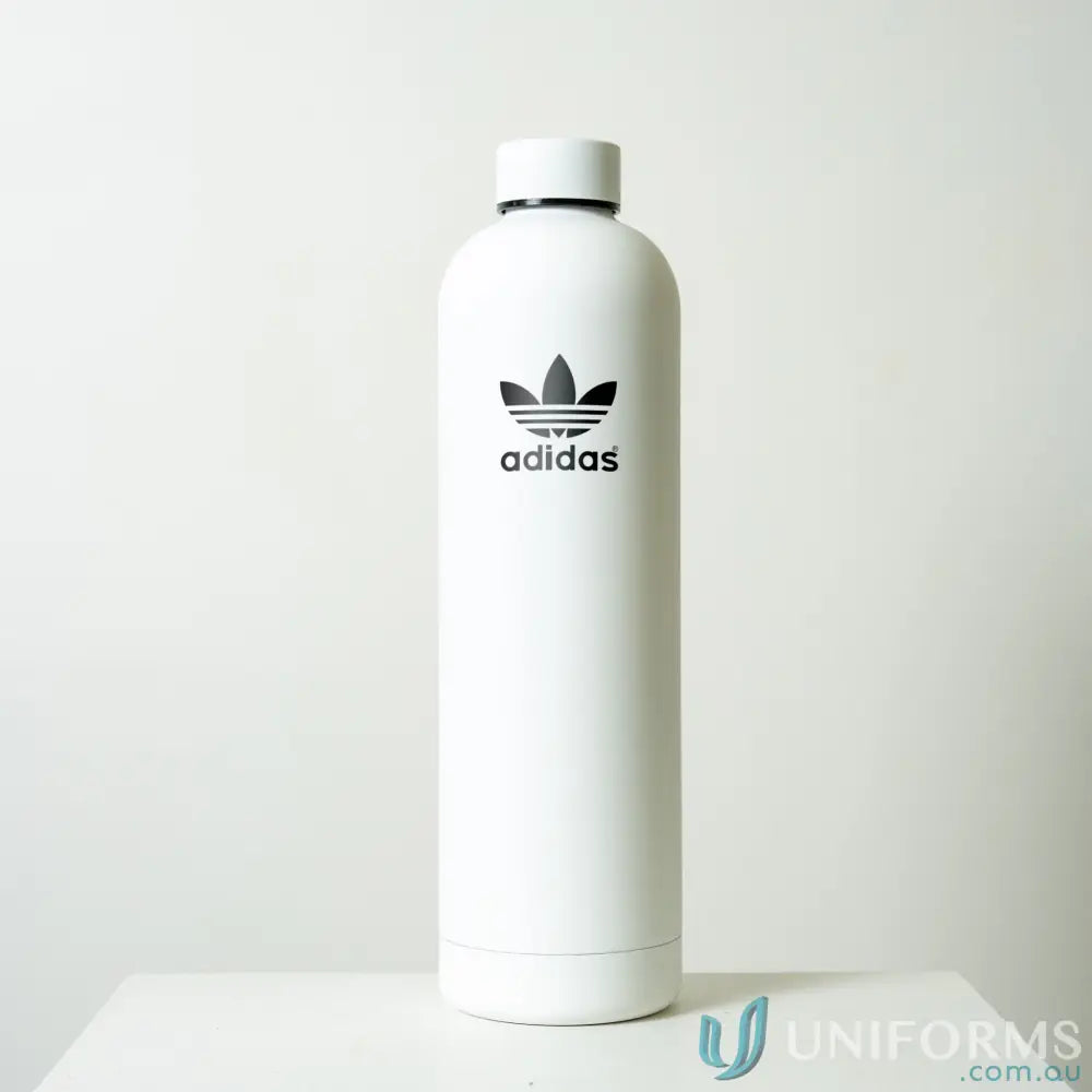 White Adidas water bottle in stainless steel with double-wall vacuum keeps drinks hot or cold