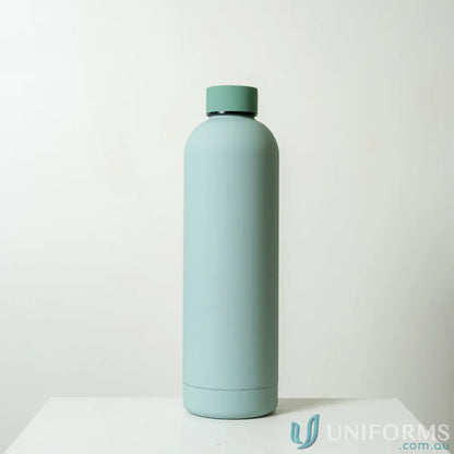 Mint green stainless steel water bottle from Allegra 750ml with double-wall vacuum insulation