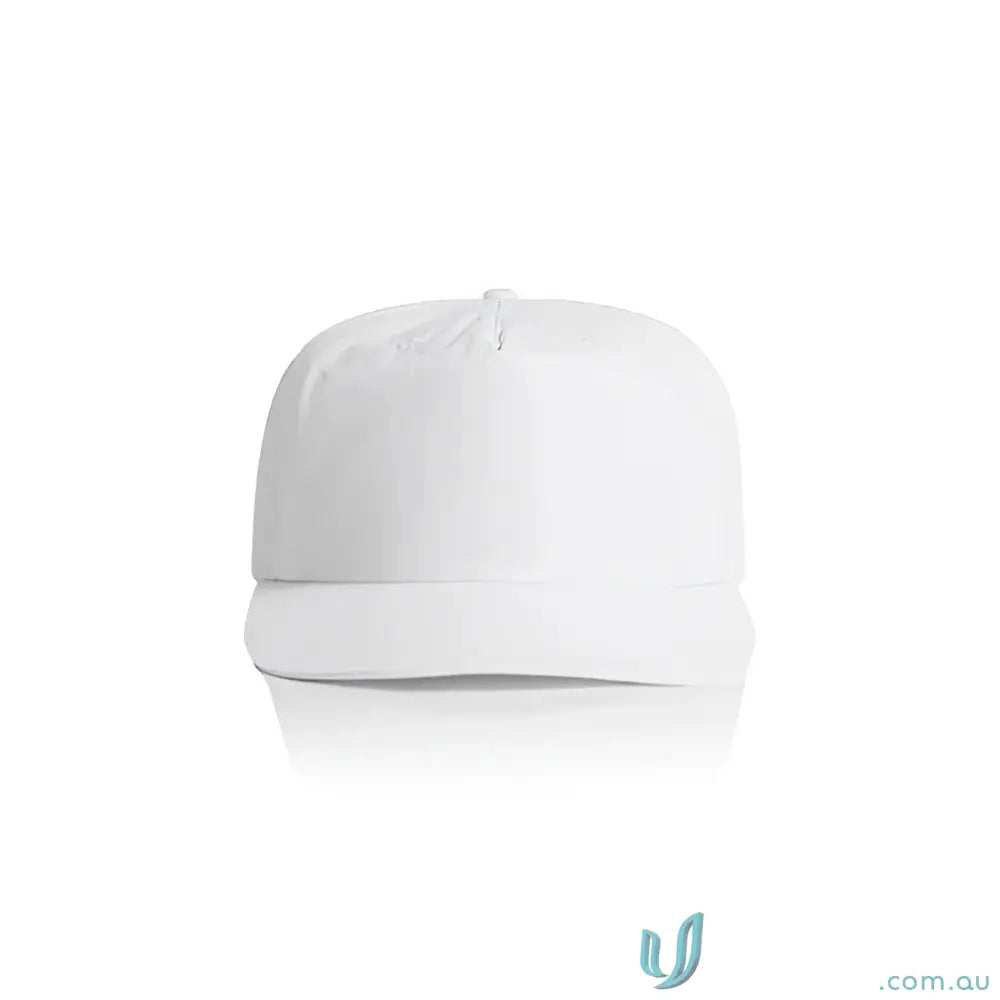 White blank surf cap with flat brim made of recycled nylon and plastic snapback