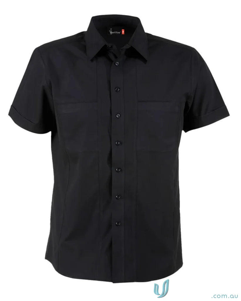 Black short-sleeved button-down shirt for men’s casual short sleeve style in Aston SS Shirt