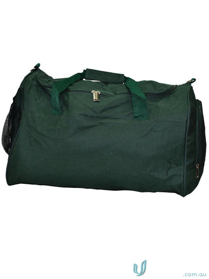 Green duffel bag from Winning Spirit Basic Sports with detachable shoulder strap and b2000 basic sports design