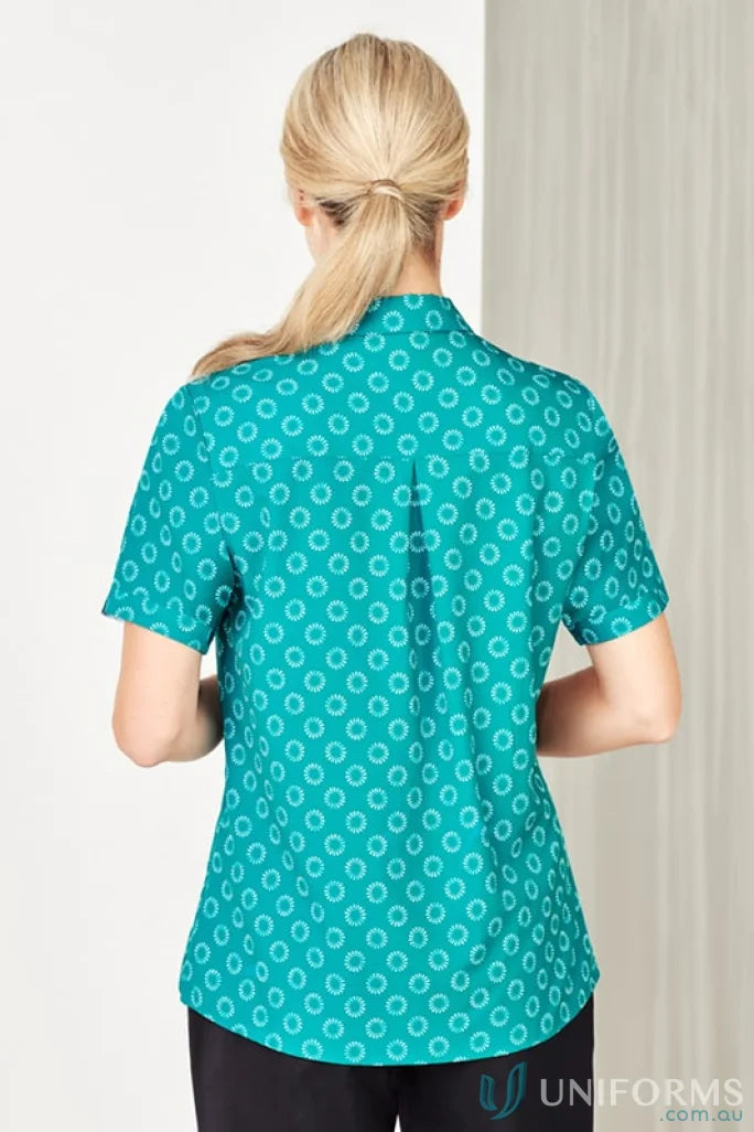 Teal Bizcare Stretch Daisy Print SS Shirt with florence daisy print for effortless style