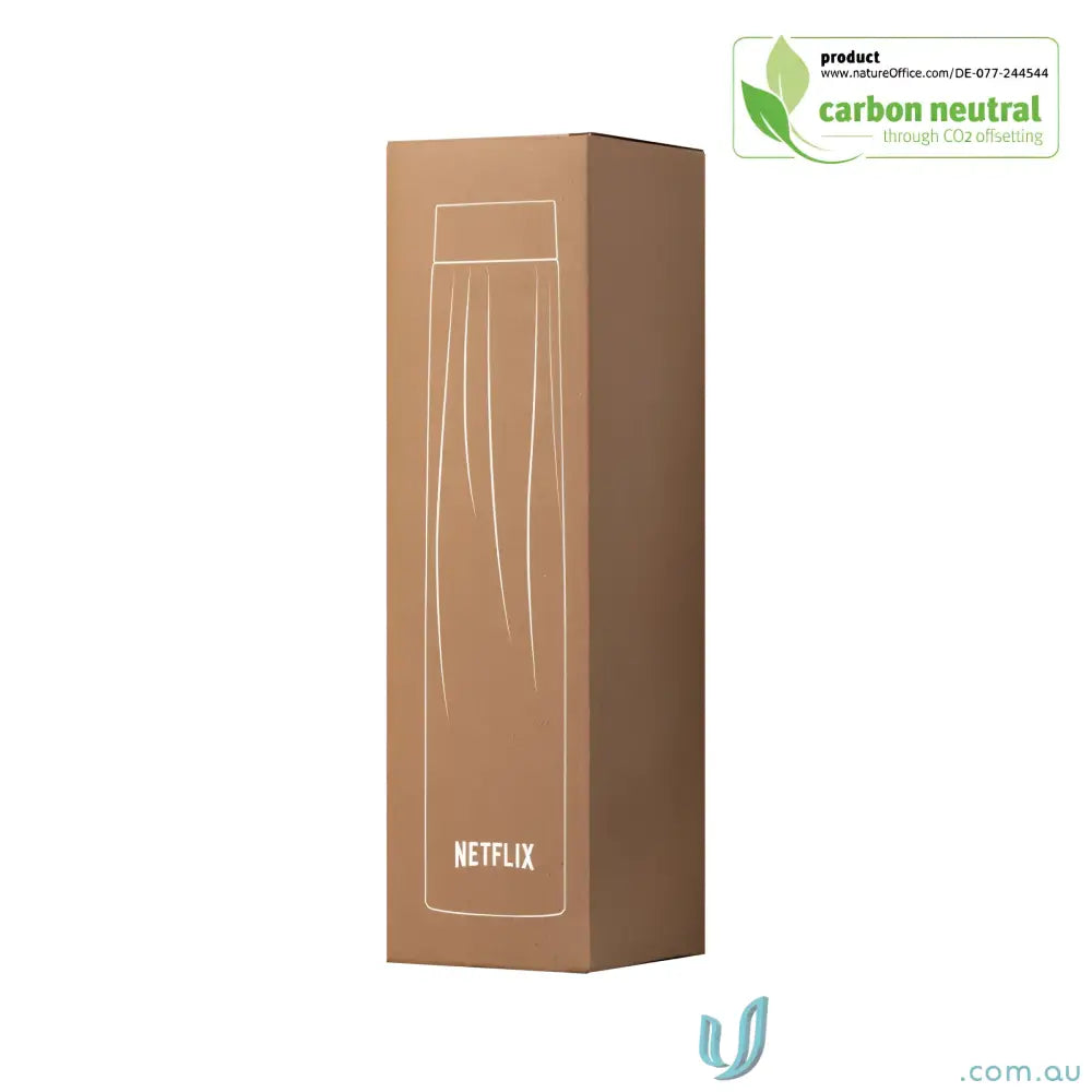 Brown cardboard box with stainless steel Calypso 750ml vacuum bottle outline