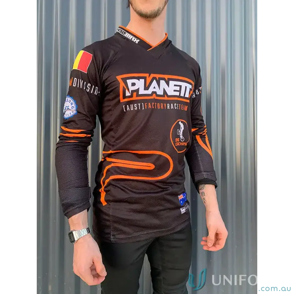 Black and orange long-sleeved jersey from 2ndskn premium range cycling apparel