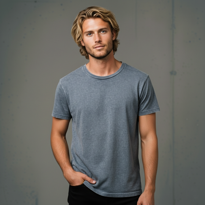 Blue washed cotton t-shirt with crew neck and short sleeves.