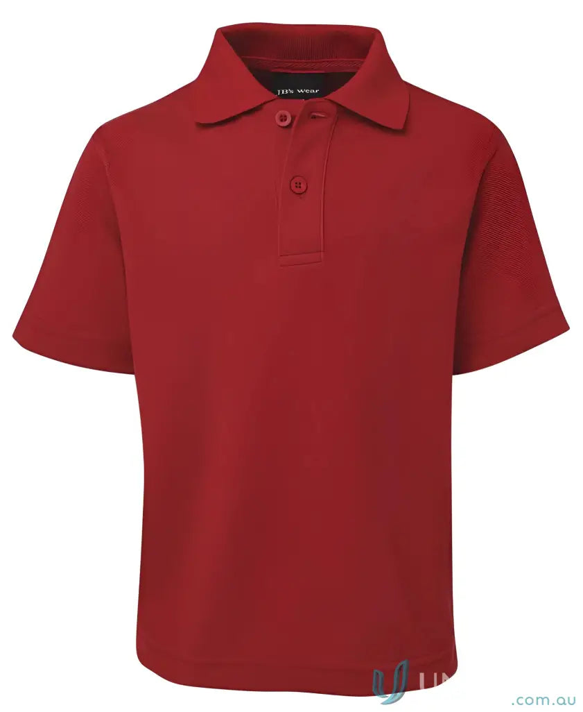 Red short-sleeved polo shirt from Men in Classic Fit Polo Code 2KP collection