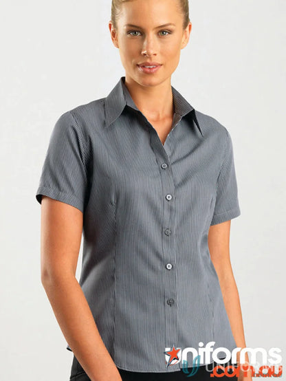 Keval women’s short sleeve pinstripe shirt with striped button-down design