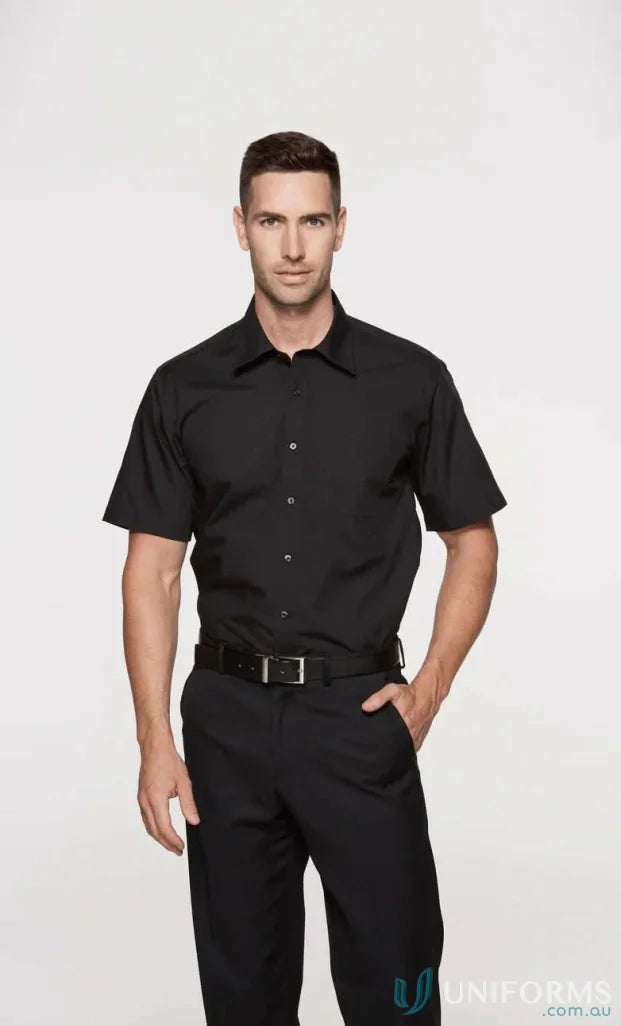 Kingswood SS Shirt men’s black short-sleeve workwear and uniforms perfect for work