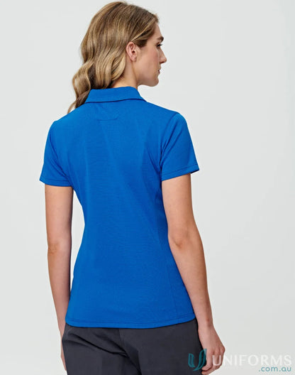 Blue short-sleeved polo shirt made from spirit bamboo charcoal fabric for a sleek corporate look