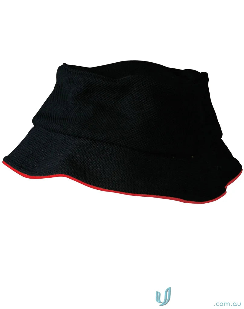 Black mesh bucket hat with red trim for sun protection, perfect for winning spirit pique