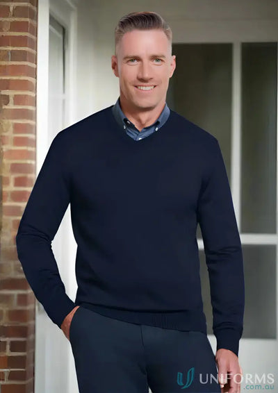 Navy blue V-neck sweater from Roma Knit Pullover collection in soft merino wool