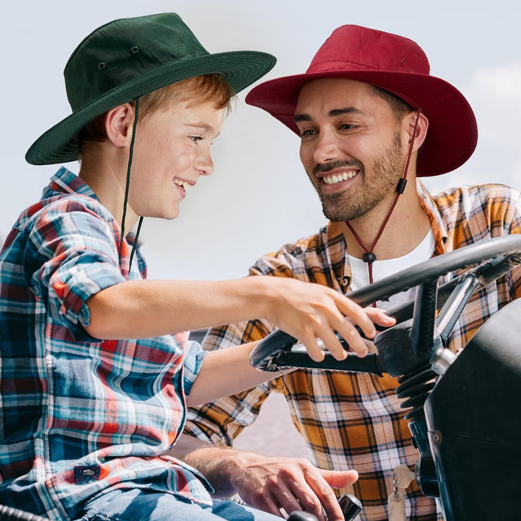 Slouch Hat With Break-Away Clip
