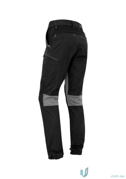 Syzmic Men’s Streetworx Stretch Pant with black work fabric and gray knee patches