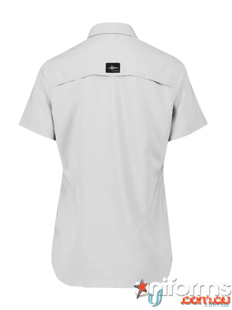 Gray short-sleeved Syzmik Outdoor Ladies shirt with feminine fit for women’s outdoor short adventures