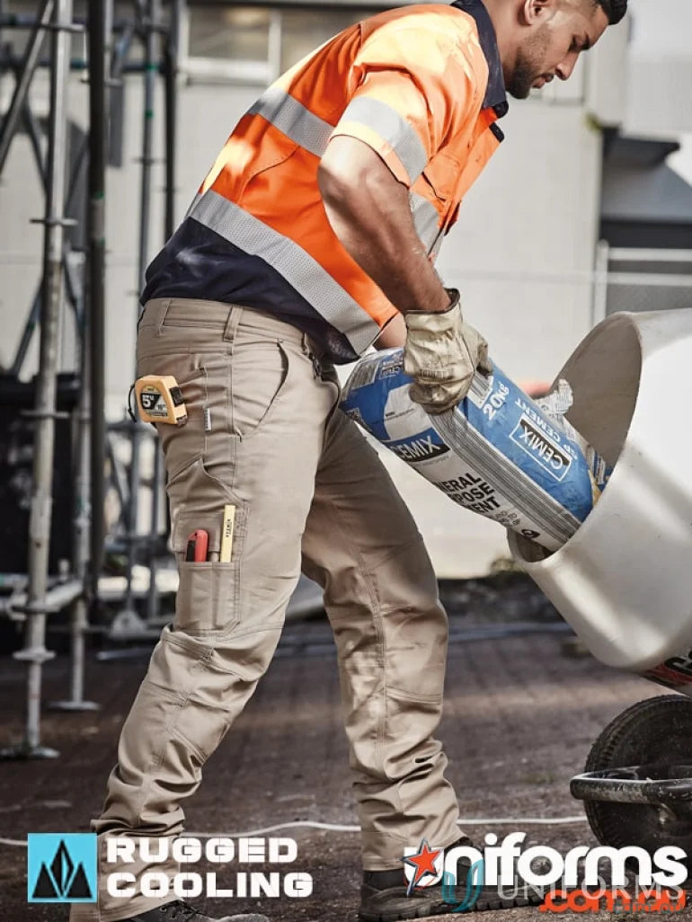 Construction worker’s workwear featuring Syzmik Rugged Cooling Cargo Pants for stay cool comfort
