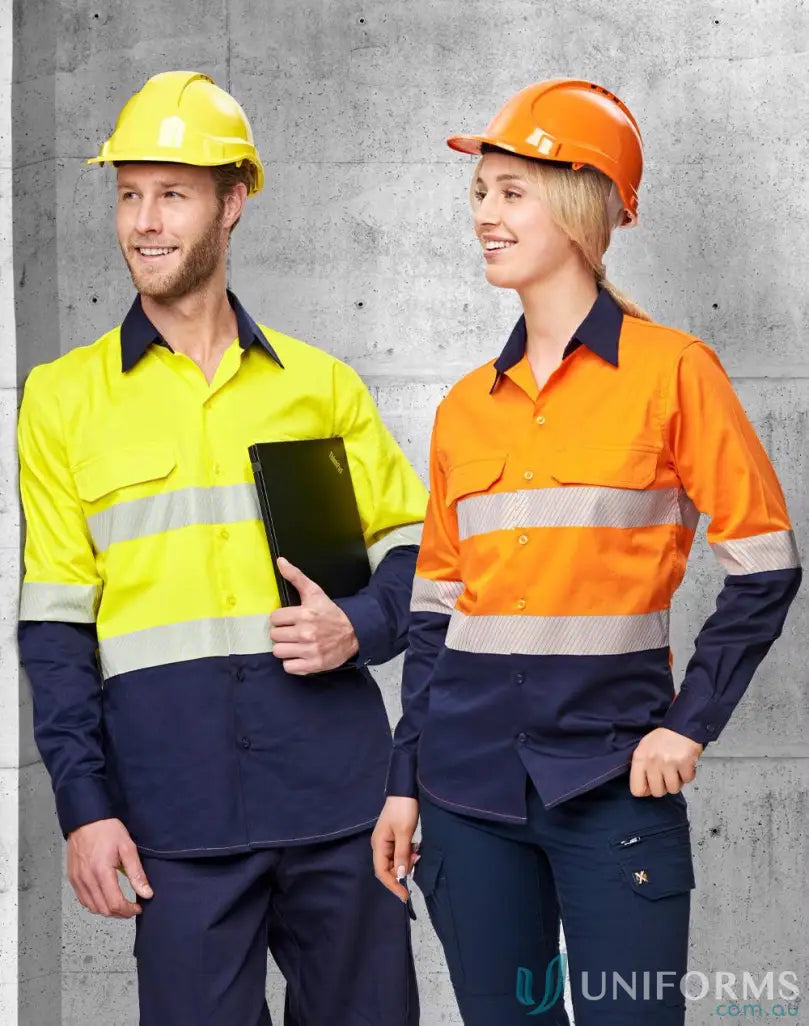 Two workers in sw83 hi-vis work uniforms with segmented tape and cool-breeze safety shirts