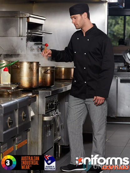 Male chef in black jacket and pinstriped pants wearing cp01 chef’s pants with elastic waistband