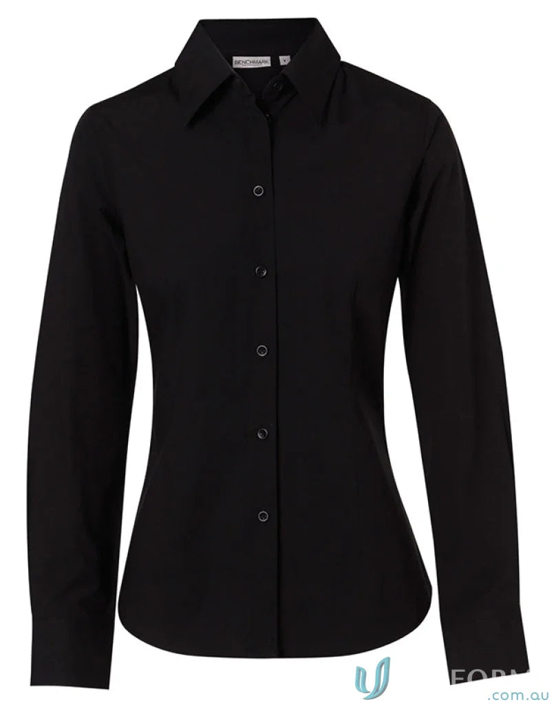 Winning Spirit Ladies stretch long-sleeved cotton shirt for women showcasing style and comfort