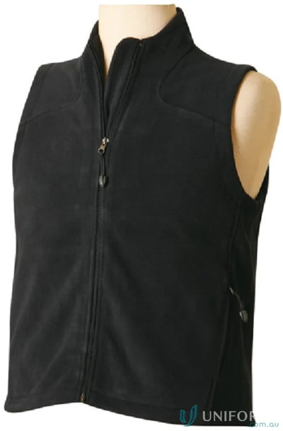 Black fleece vest from Winning Spirit with bonded polar and diamond fleece vest style