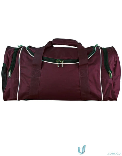 Maroon winner sports bag shown as a travel bag for the B2020 Winner Sports collection