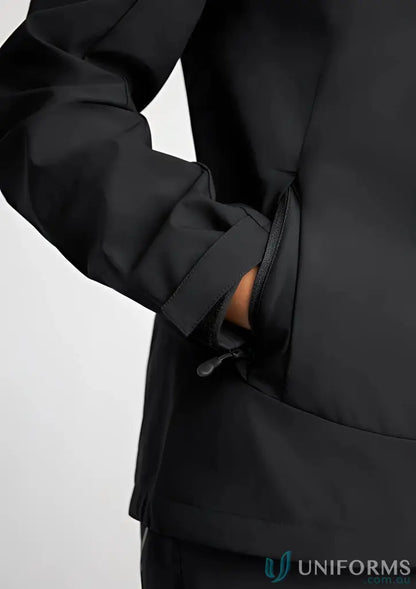 Women’s Atlas Jacket in black with hand in pocket, breathable fabric and waterproof membrane