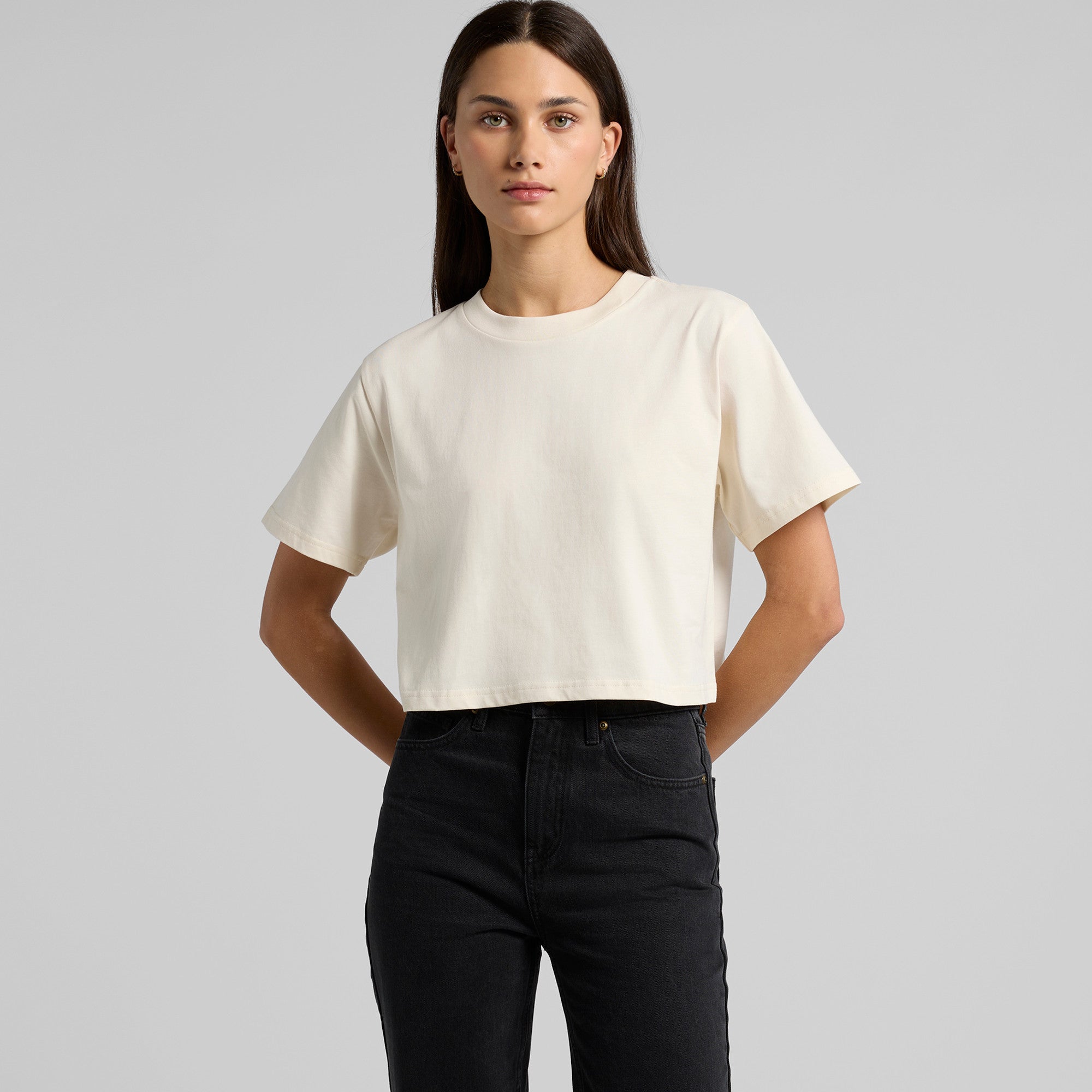 Planett women’s classic cropped heavyweight tee in cream