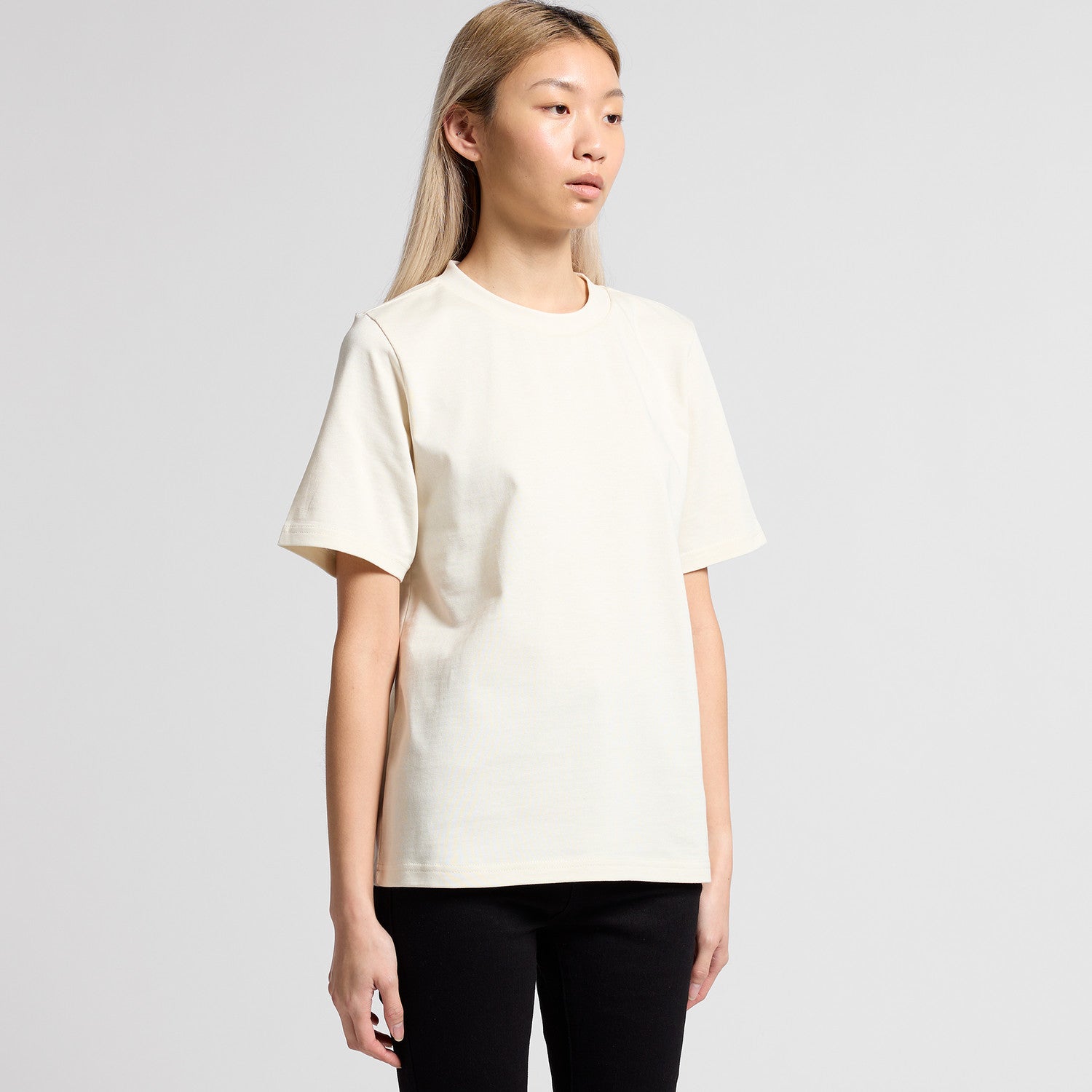 Planett women’s heavyweight relaxed cream oversized t-shirt with subtle chest logo