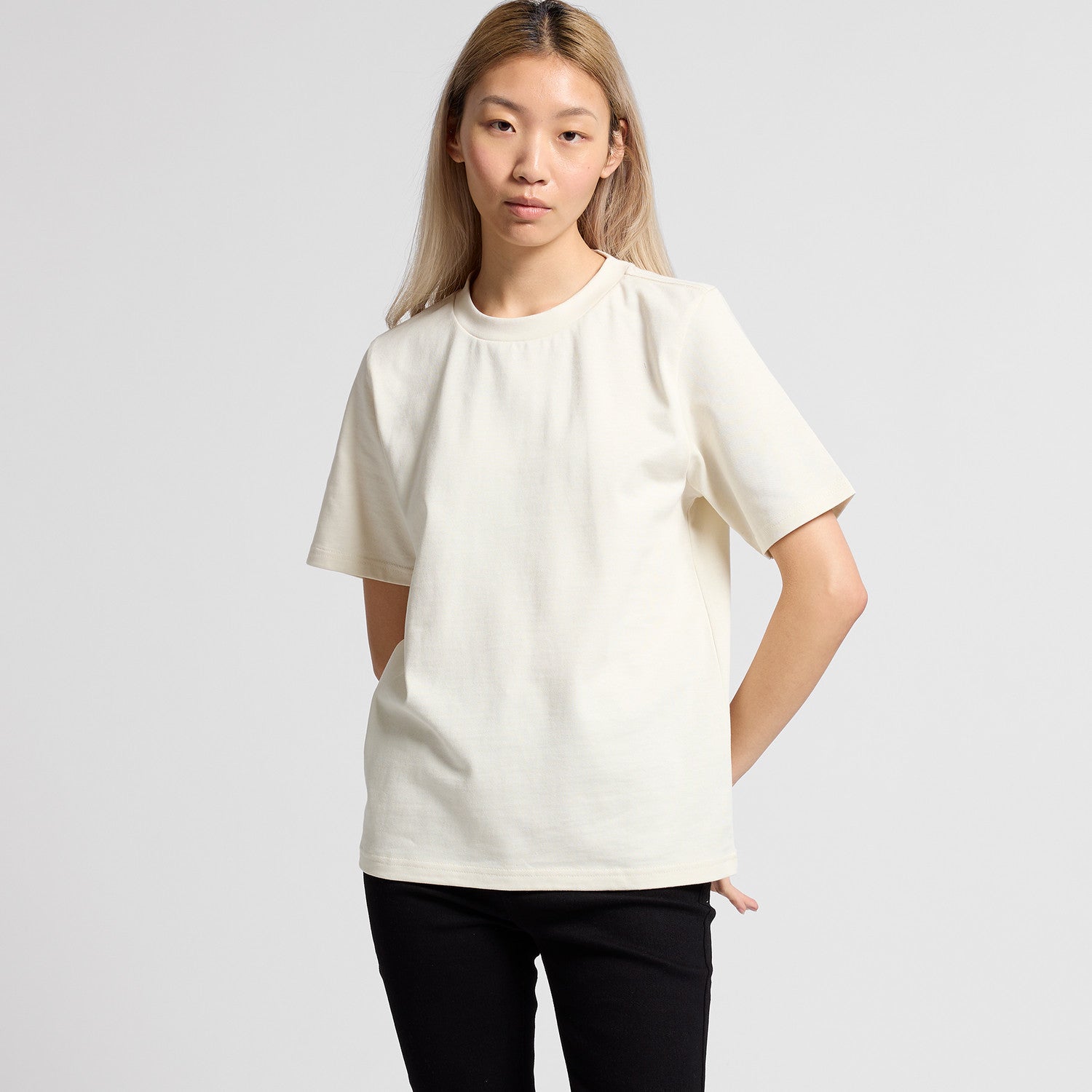 Cream Planett women’s heavyweight relaxed oversized t-shirt