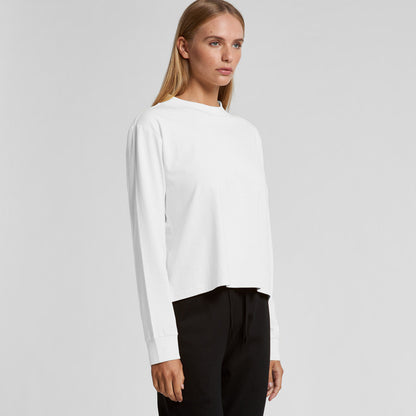 White long-sleeved blouse with a relaxed fit and rounded neckline.
