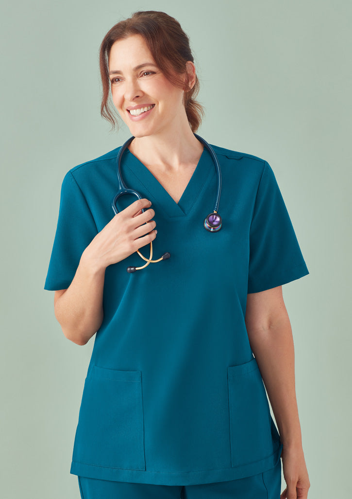 Womens Pulse V-Neck Scrub Top in teal with pockets, utility loop, stay cool