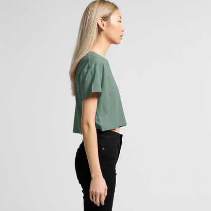 Green relaxed fit crop tee for women with black pants